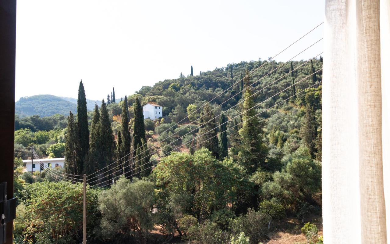 Ilia'S Holiday Home Peritheia Extérieur photo